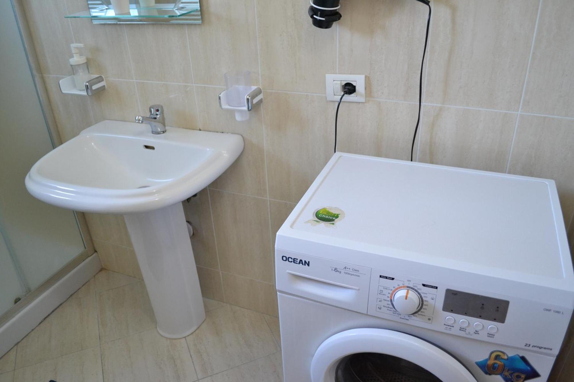 Seaview Penthouse Terrace & Private Garage Daire Avlonya Dış mekan fotoğraf